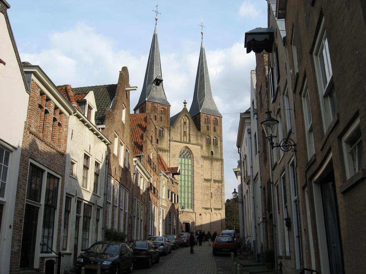 Postillion Hotel Deventer Exterior foto